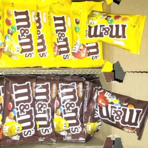 [ 45g x 24pkts ] M&M Milk Chocolate / Peanut